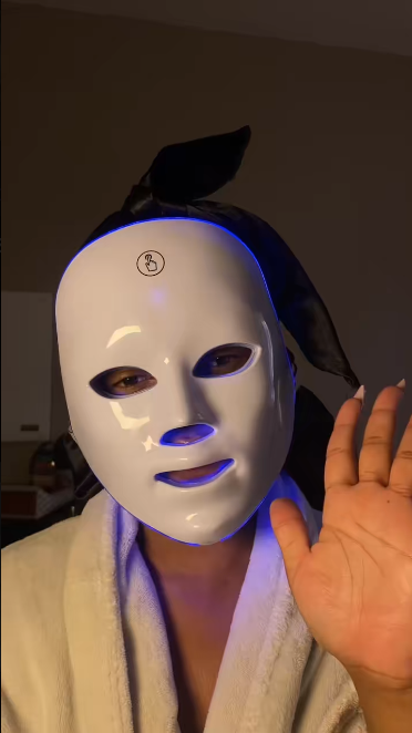 Anna, 28