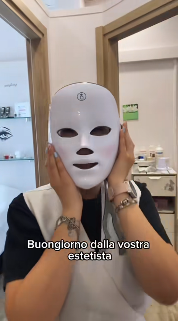 Sara, 35